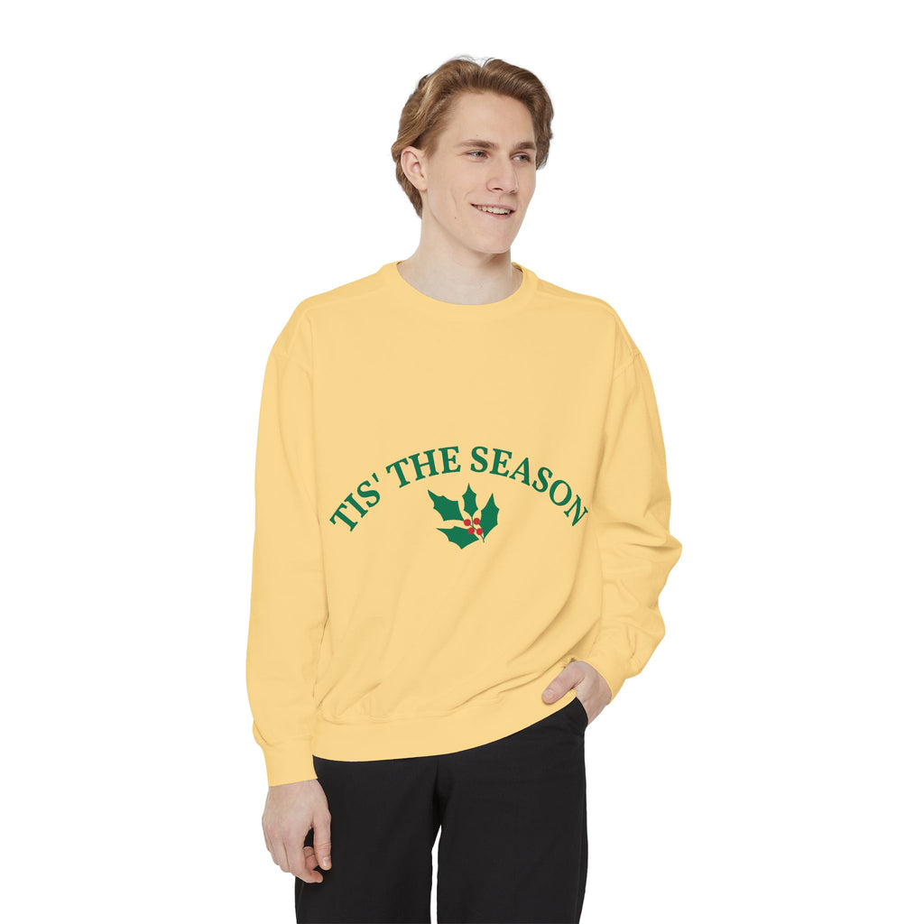 Tis' The Season Sweatshirt Festive Holly Crewneck with Statue of Liberty Backline